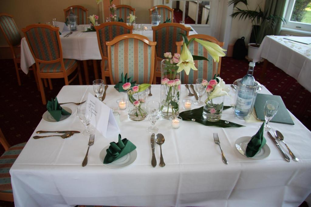 Altes Gutshaus-Federow Hotel Екстериор снимка