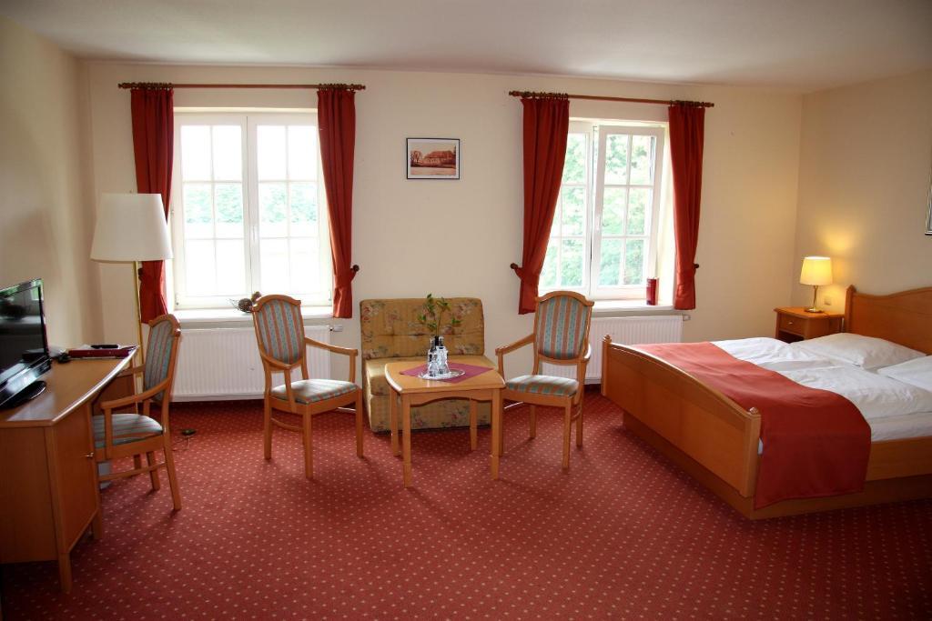 Altes Gutshaus-Federow Hotel Екстериор снимка