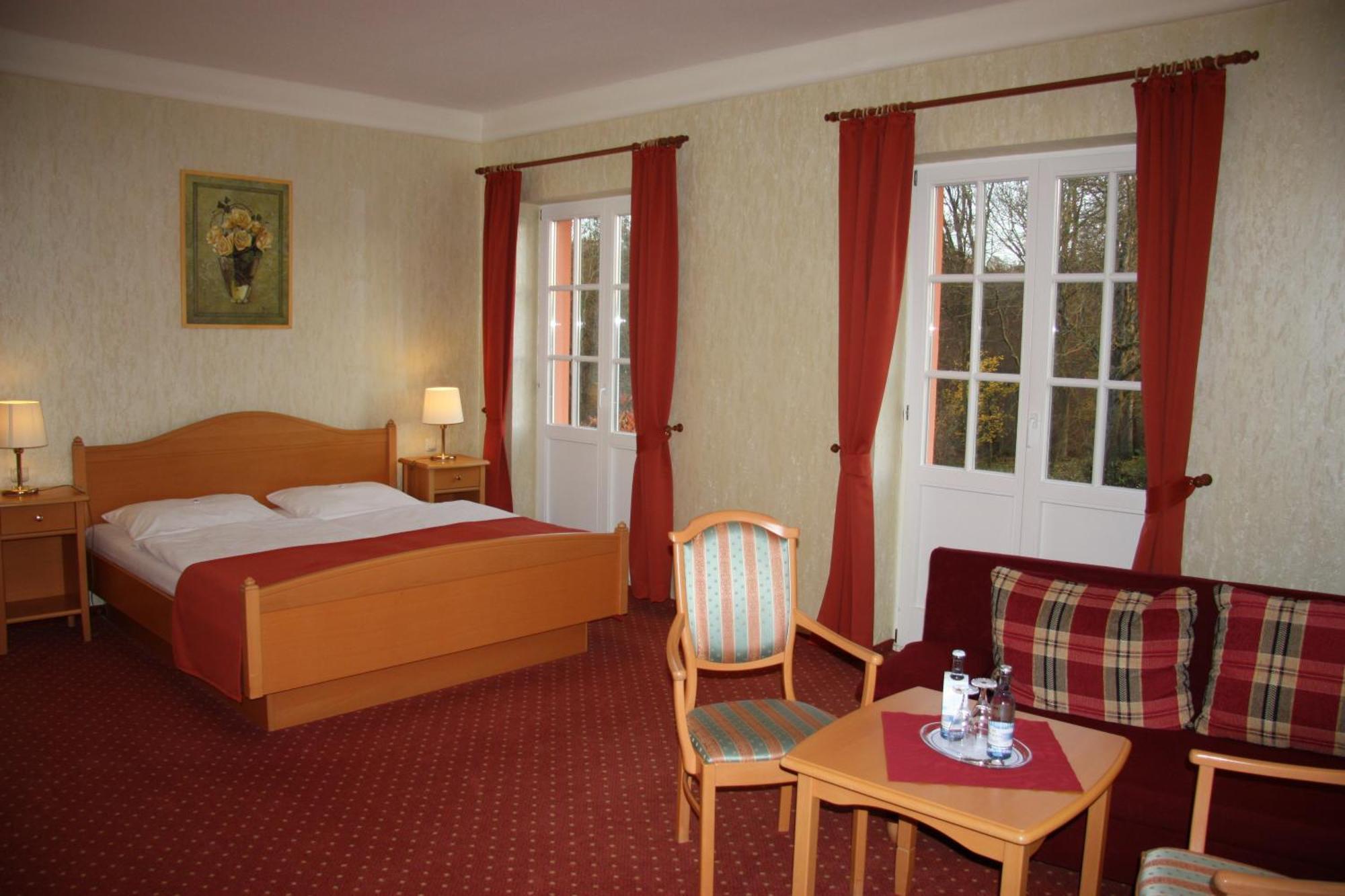 Altes Gutshaus-Federow Hotel Екстериор снимка