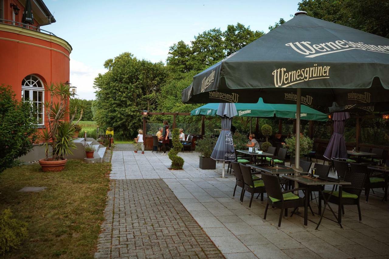 Altes Gutshaus-Federow Hotel Екстериор снимка